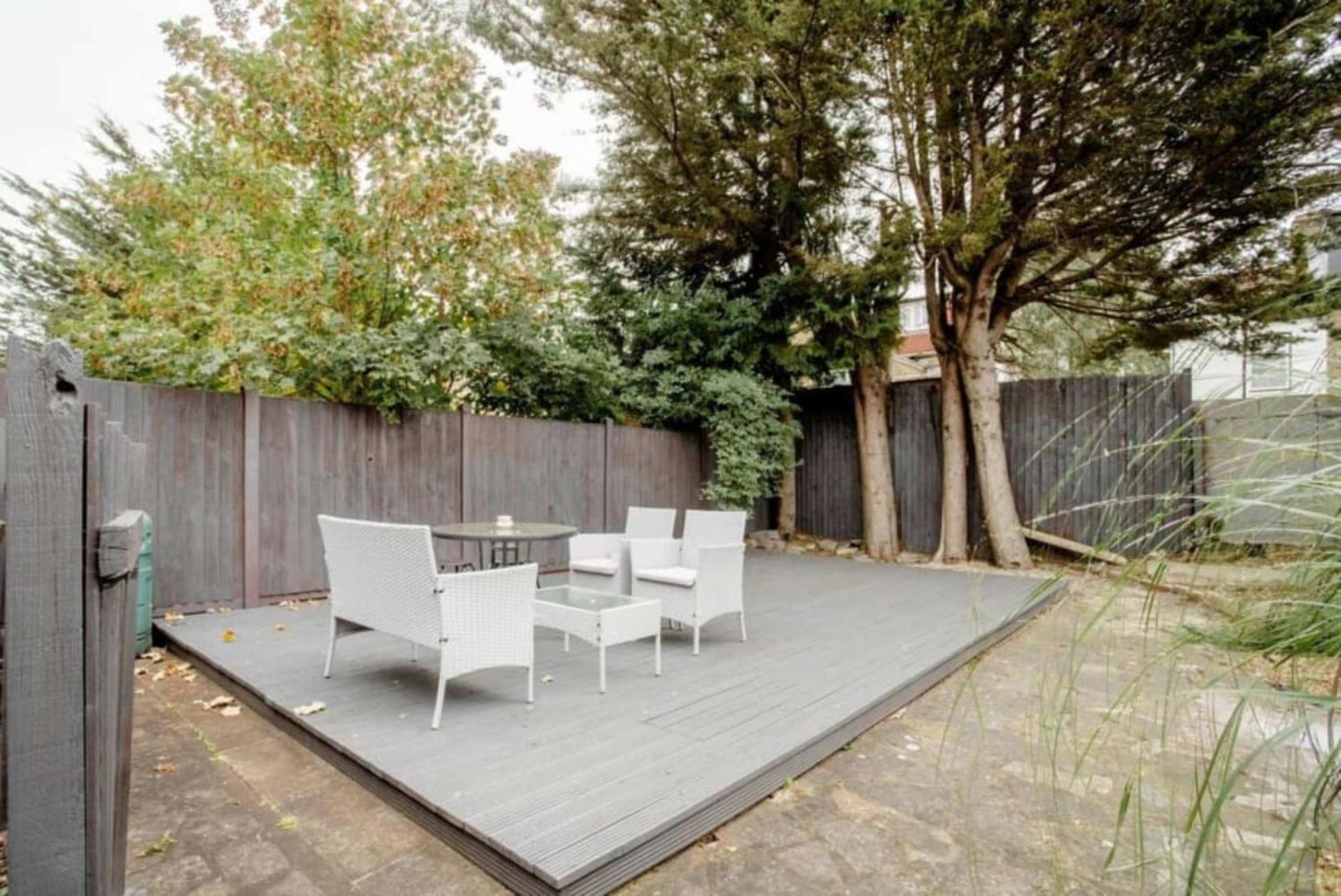 London Comfy Doubles Aparthotel ภายนอก รูปภาพ