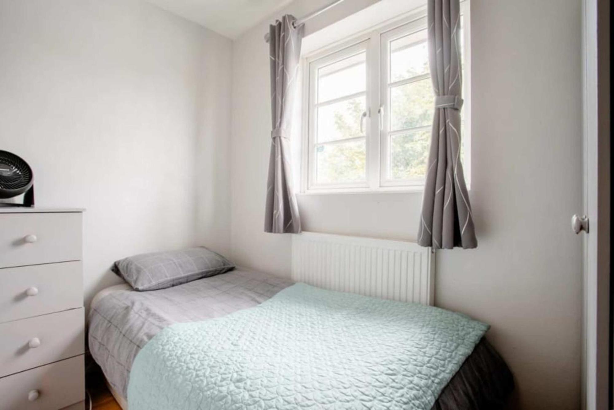 London Comfy Doubles Aparthotel ภายนอก รูปภาพ